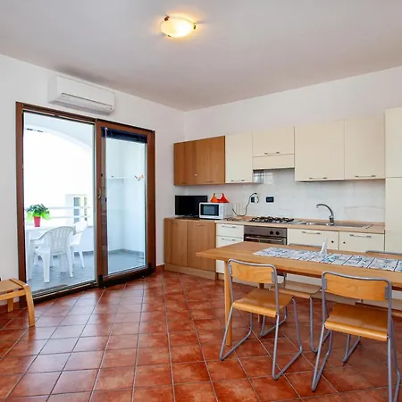 Blu 09 Holiday home La Caletta